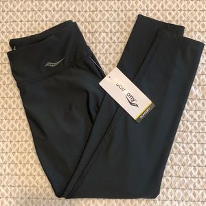 Saucony Leggings Size M